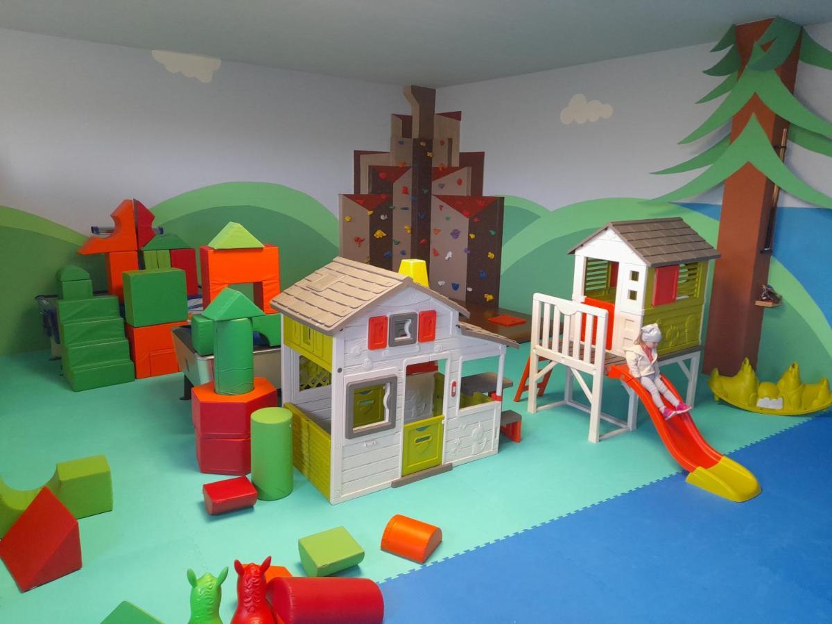 Aparthotel Blatsky Dvur à Veselí nad Lužnicí Extérieur photo
